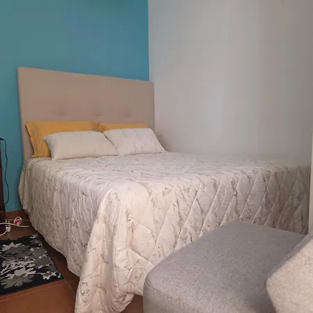 & Sea View Apartment *